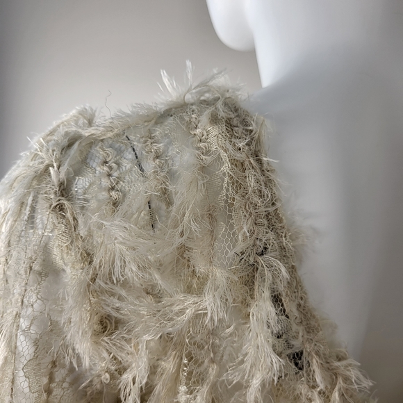 Zara short sleeve shirt cream faux feather sheer with lower back Opening Sz XS - Picture 9 of 11